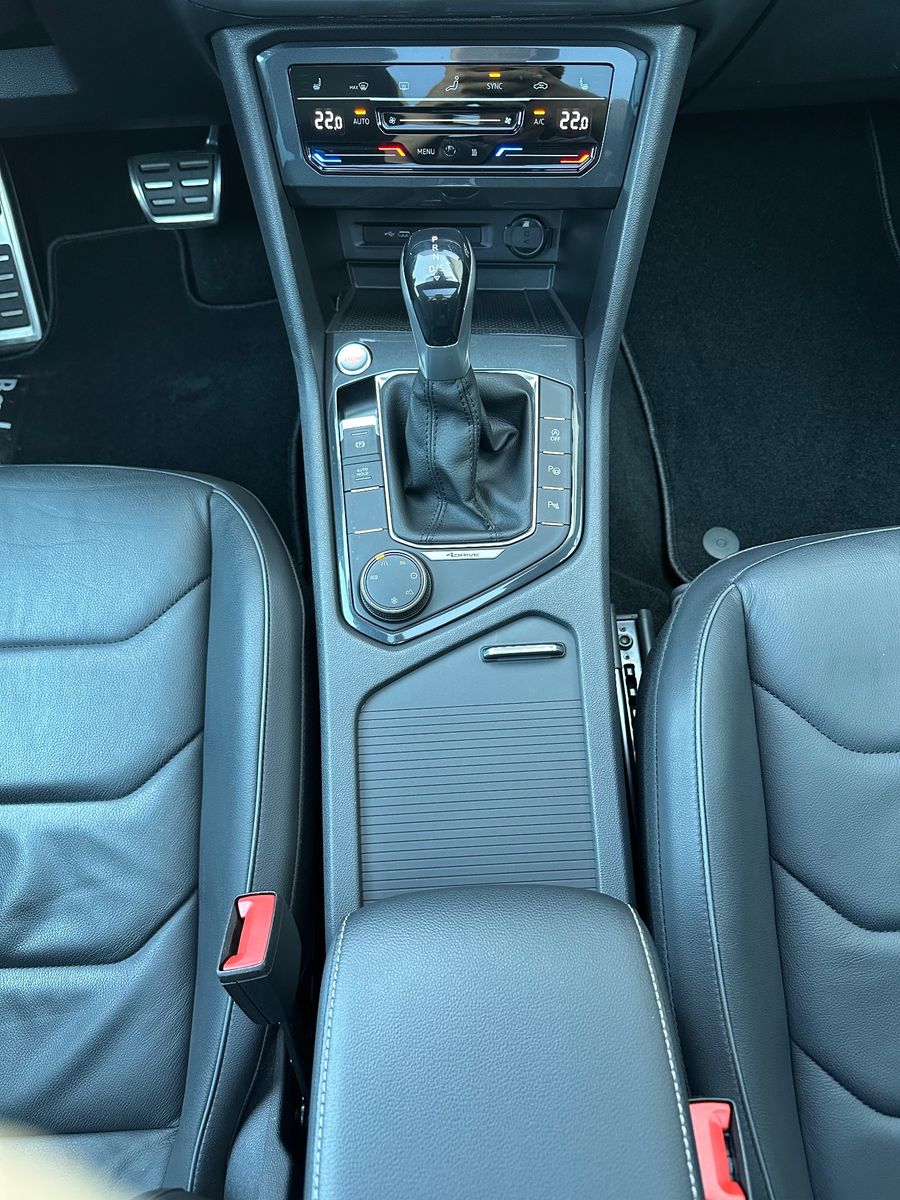 Fahrzeugabbildung SEAT Tarraco FR 4Drive 7-Sitzer NAV+LED+KAM+AHK+PANO