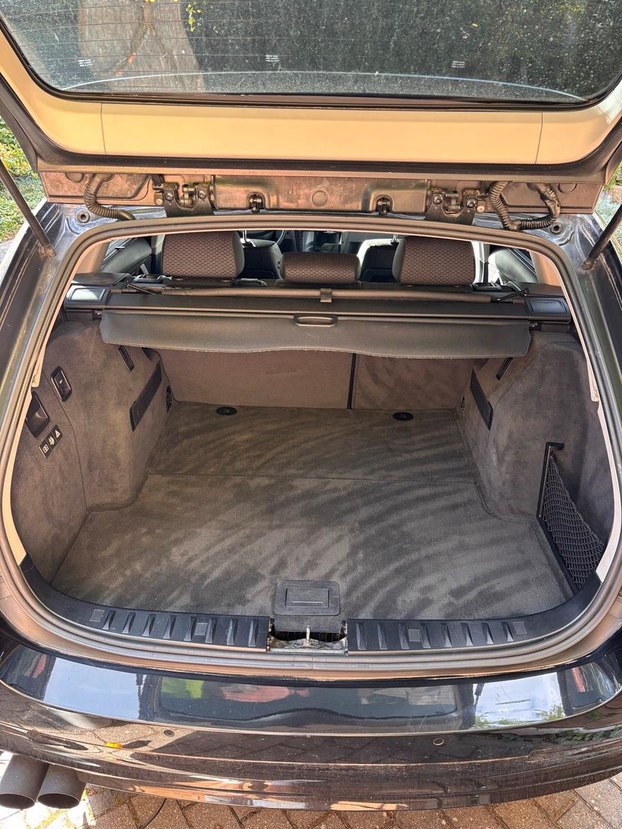 BMW 320 2009 — photo 9