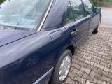 Mercedes-Benz E 260 - Mercedes-Benz E 260