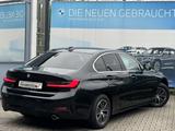 BMW 318d StHzg AHK LASER ACC 360° Head-Up Sportsitz - BMW 318 in Duisburg