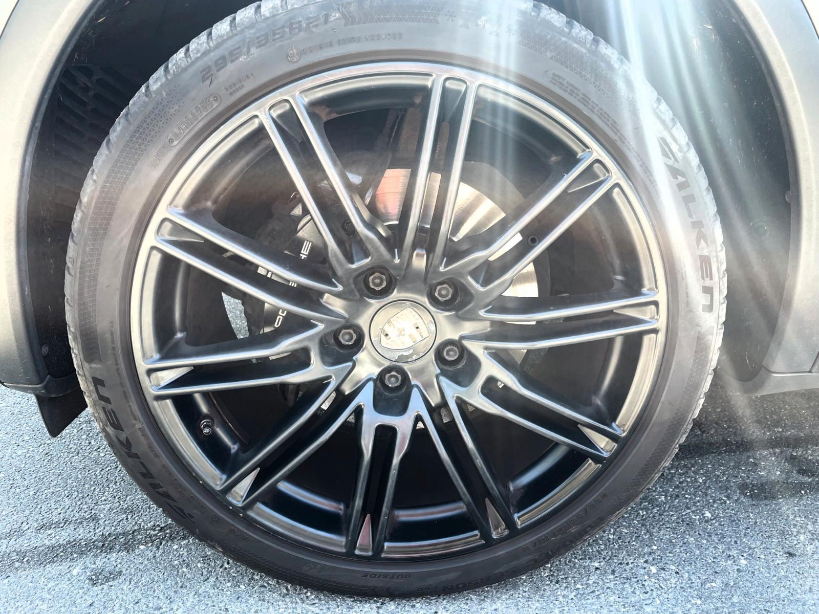 Porsche Cayenne Diesel"TOP"PANORAMA/21"/LEDER//14 WEGE//
