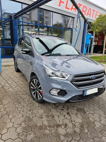 Ford Kuga 1,5 EcoBoost 4x2 110kW ST-Line Automati...