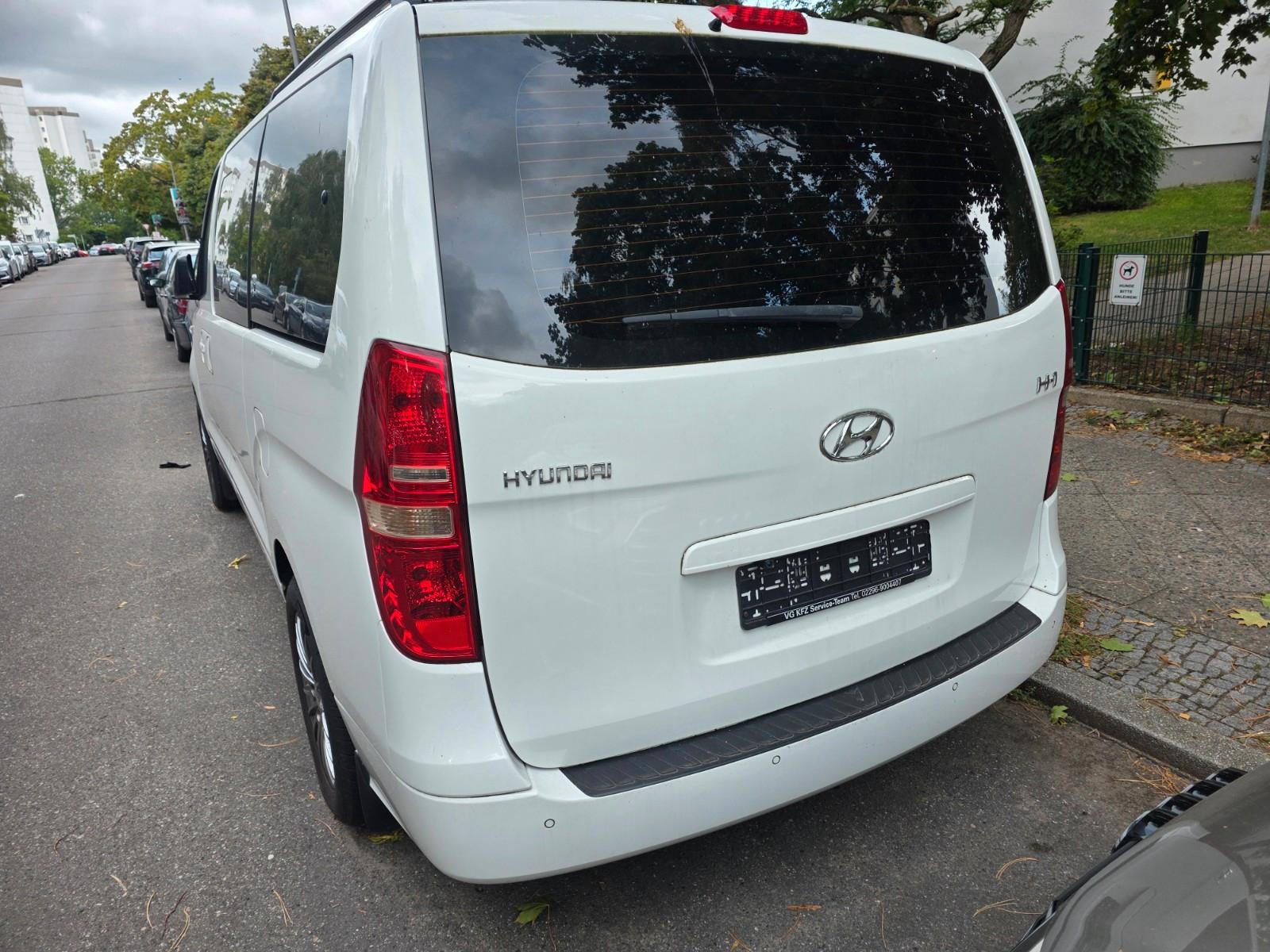 Hyundai H-1 8sitzer Automatik