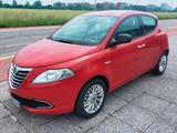 Lancia Ypsilon 0.9 TwinAir 85 CV 5 porte S&S DFN - Lancia Ypsilon mit Halbautomatikschaltung