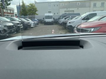 Citroën C4 Max PT 130 EAT8 Navi+SHZ+LHZ+RFK+LED+HUD+LM