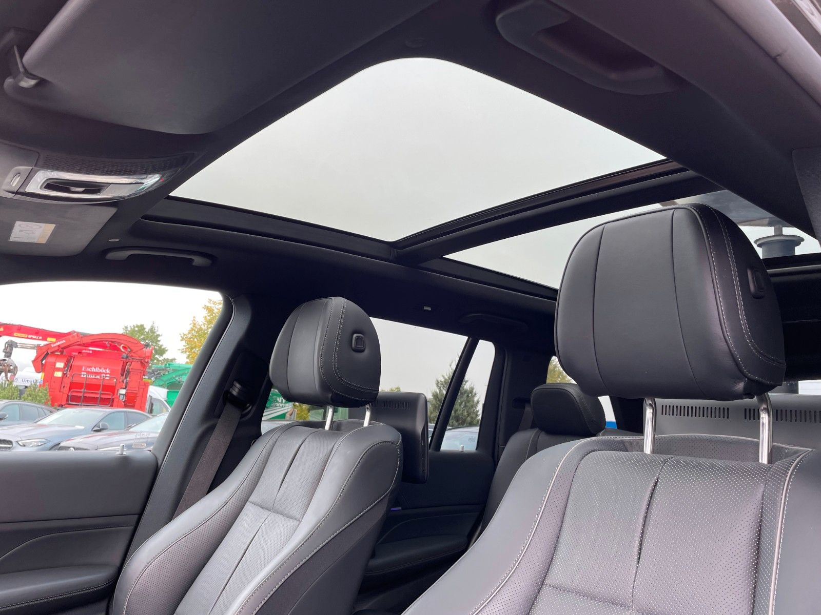 Fahrzeugabbildung Mercedes-Benz GLS 580 4M AMG Pano+AHK+Burm+7Sitz+HUD+Fond+VOLL