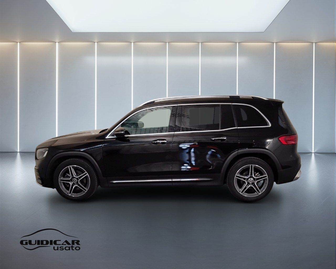 Mercedes-Benz GLB - X247 2023 - GLB 200 d AMG Li imagem 3