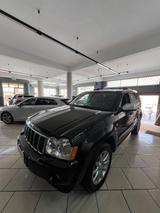 Jeep Grand Cherokee 3.0 V6 CRD Overland - Jeep Grand Cherokee aus 2009
