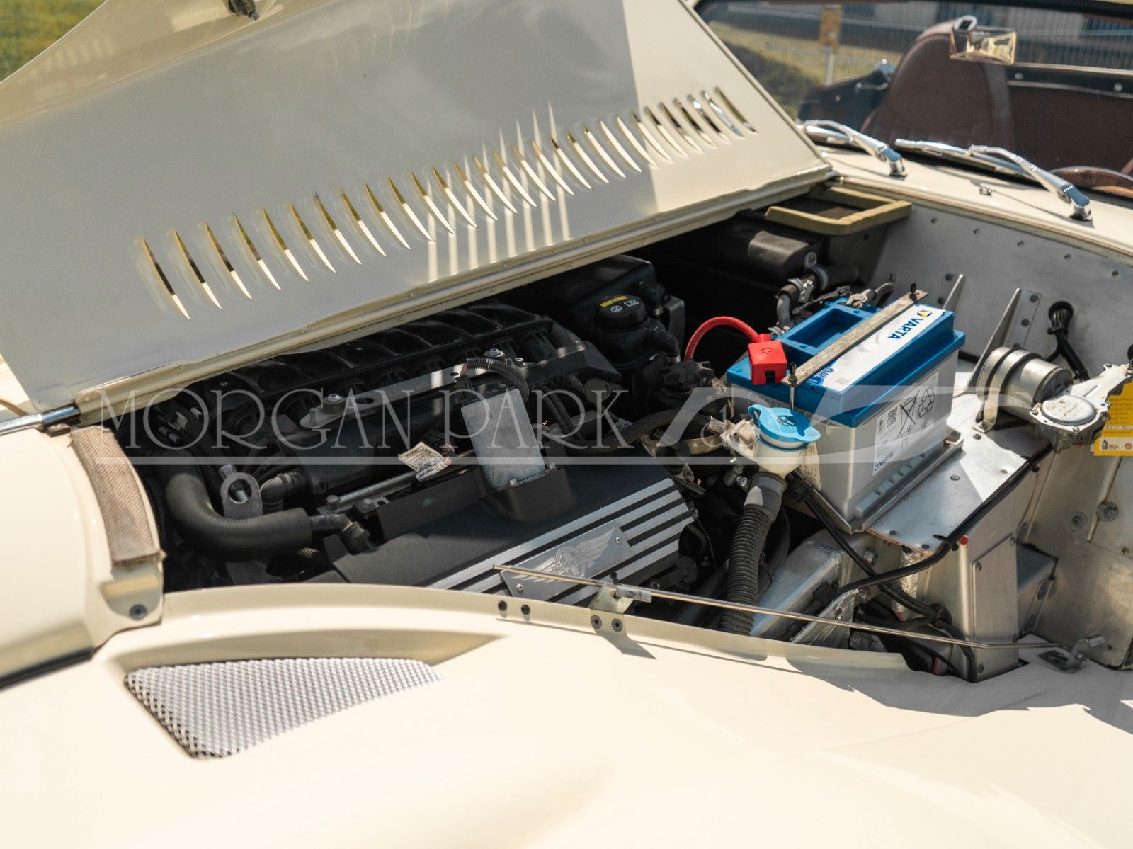 Fahrzeugabbildung Morgan Aero 8