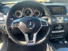 Fahrzeugabbildung Mercedes-Benz E 350 BlueTEC / d AMG Paket *Pano*1.HAND*Harman