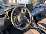 Toyota Corolla Cross 2.0-l-VVT-i Hybrid Team Deutsc... - Toyota Corolla Cross mit Panoramadach