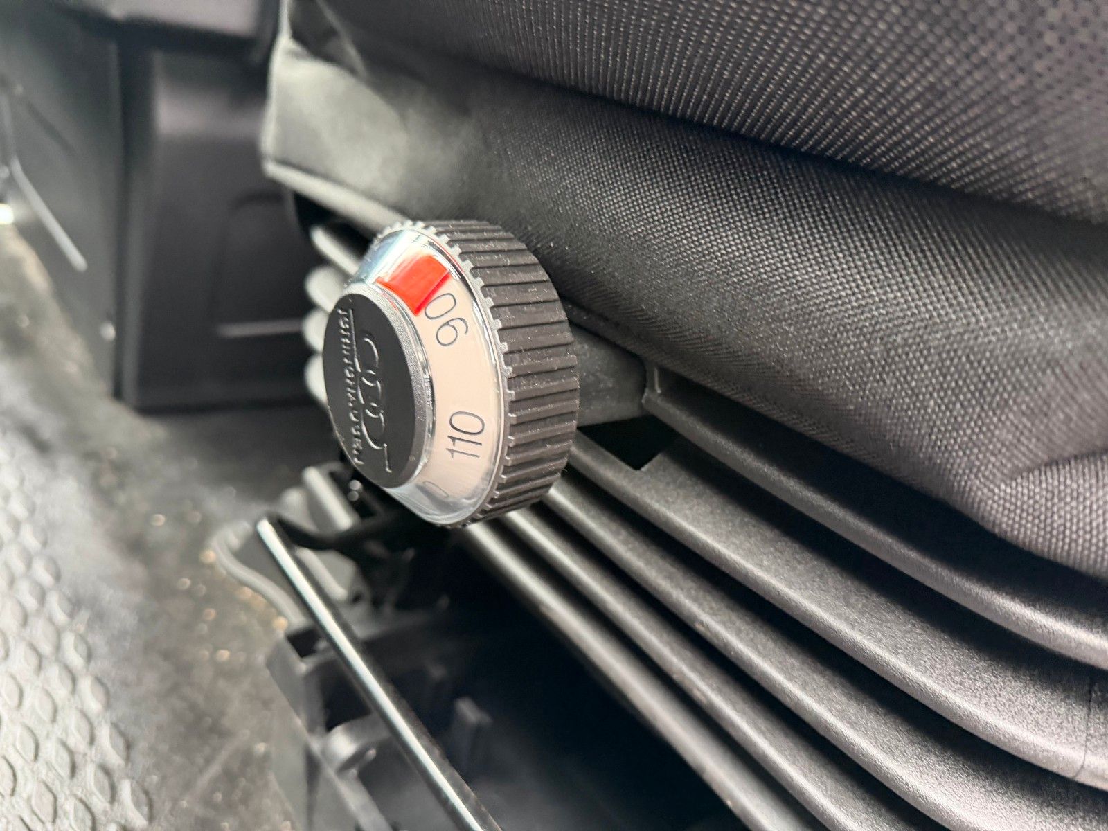 Fahrzeugabbildung Iveco Daily 35S16 A8 *R.3450mm*Automatik*AHK*7-Sitze*