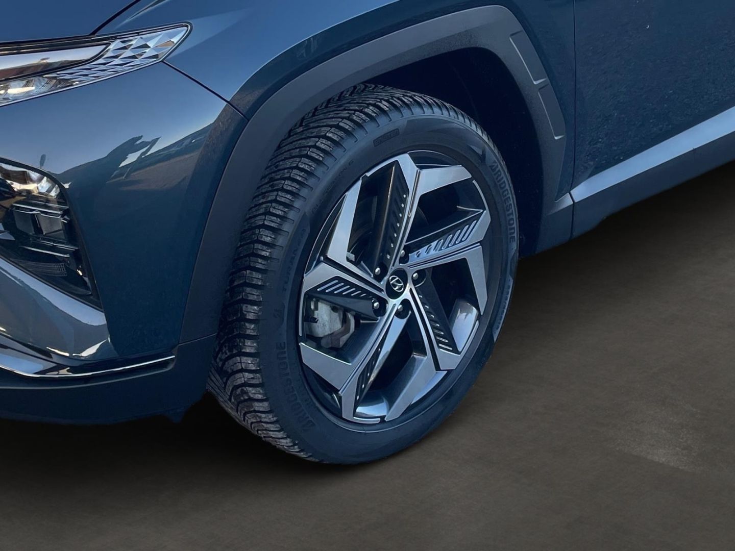 Fahrzeugabbildung Hyundai Tucson 1.6T Prime Plug-In Hybrid 4WD Navi Leder
