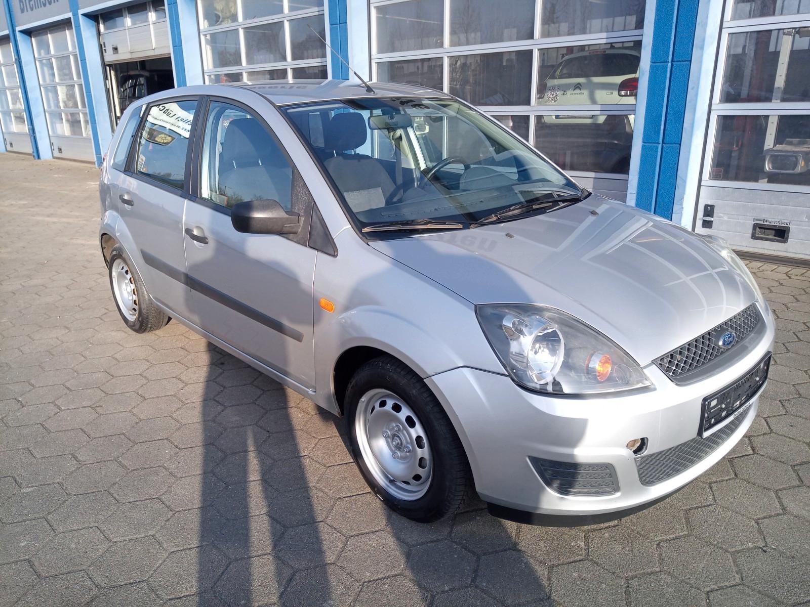 Ford Fiesta Ambiente/5 türig/HU neu