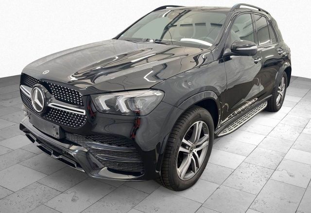 MERCEDES-BENZ GLE 300 d 2x AMG HUD*360*4xSH*Night*Burmest*20