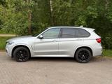BMW X5 Hybrid 40e M-Paket Pano HUD Stop&Go Carplay - BMW mit Hybrid-Antrieb: Geländewagen