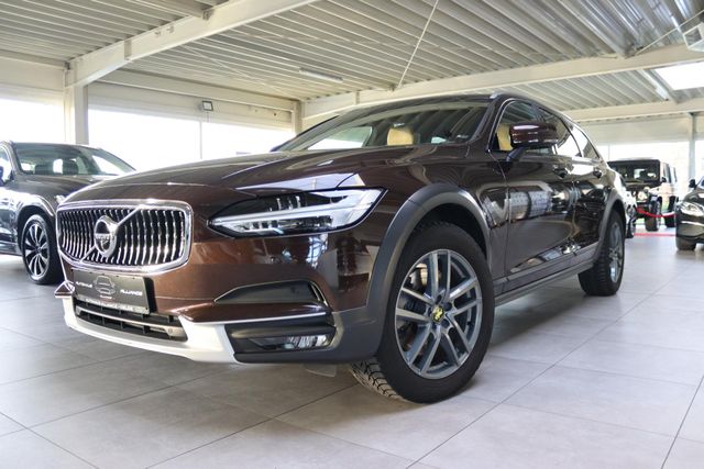 Volvo V90 V 90 Cross Country D5 AWD Pro 173 kW (235...