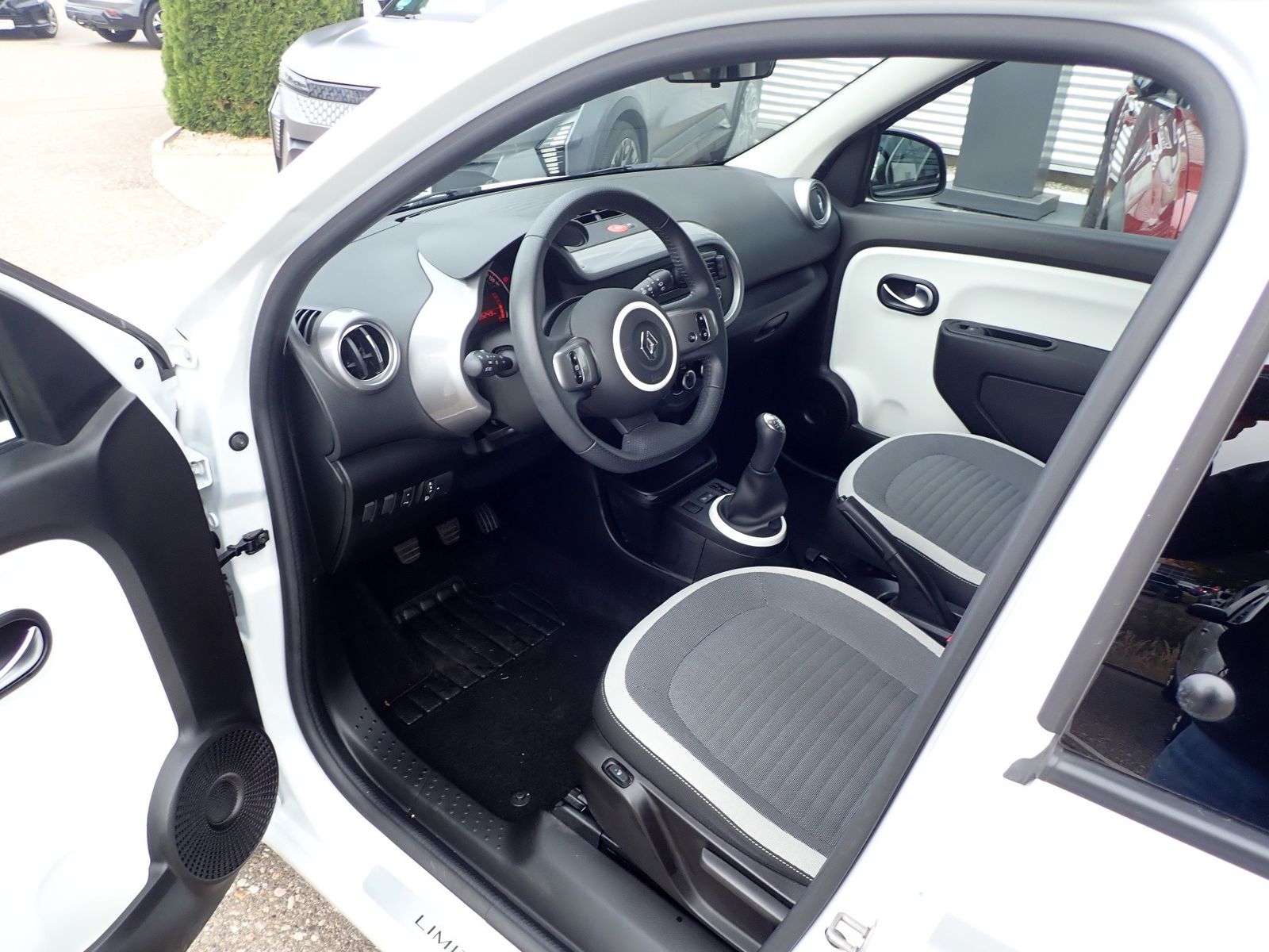 Fahrzeugabbildung Renault Twingo Limited SCe 70