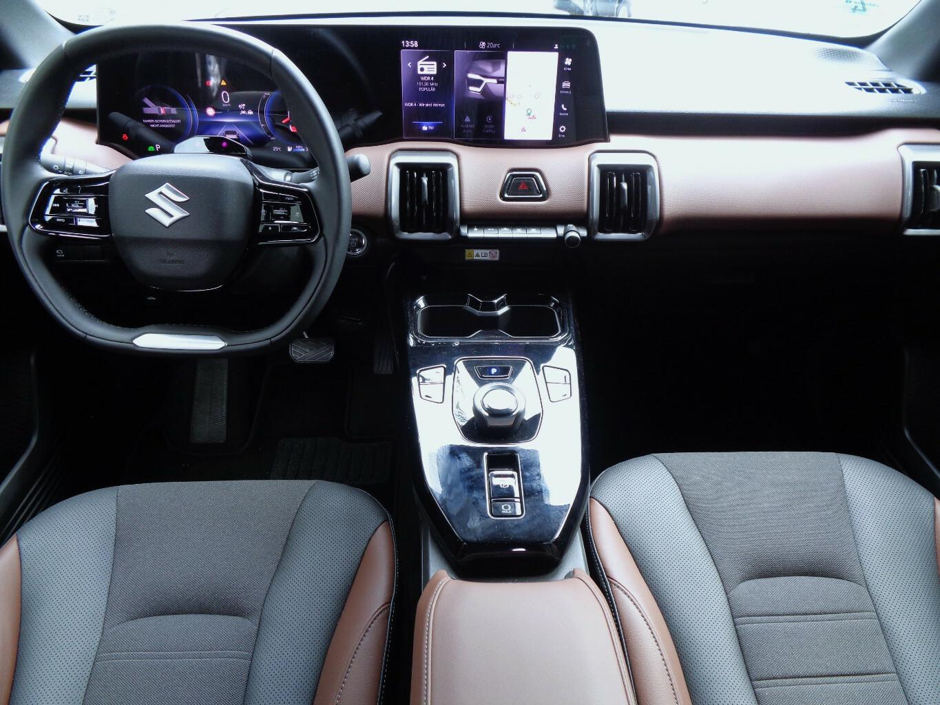 Suzuki e VITARA 128 kW eAxle Comfort+