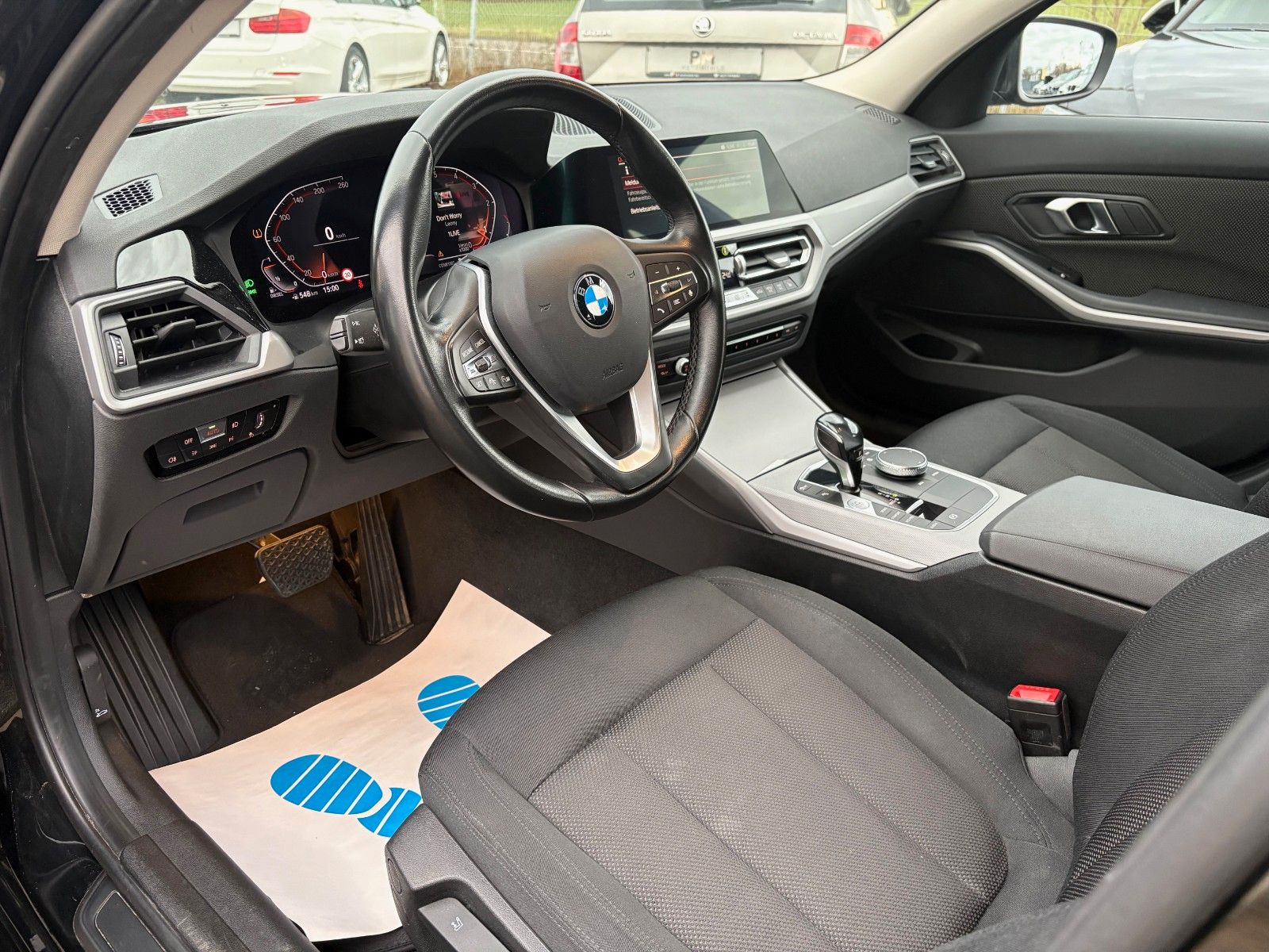 Fahrzeugabbildung BMW 318d Tour. Aut. Navi Alarm Aktiv Tempomat SPORTL