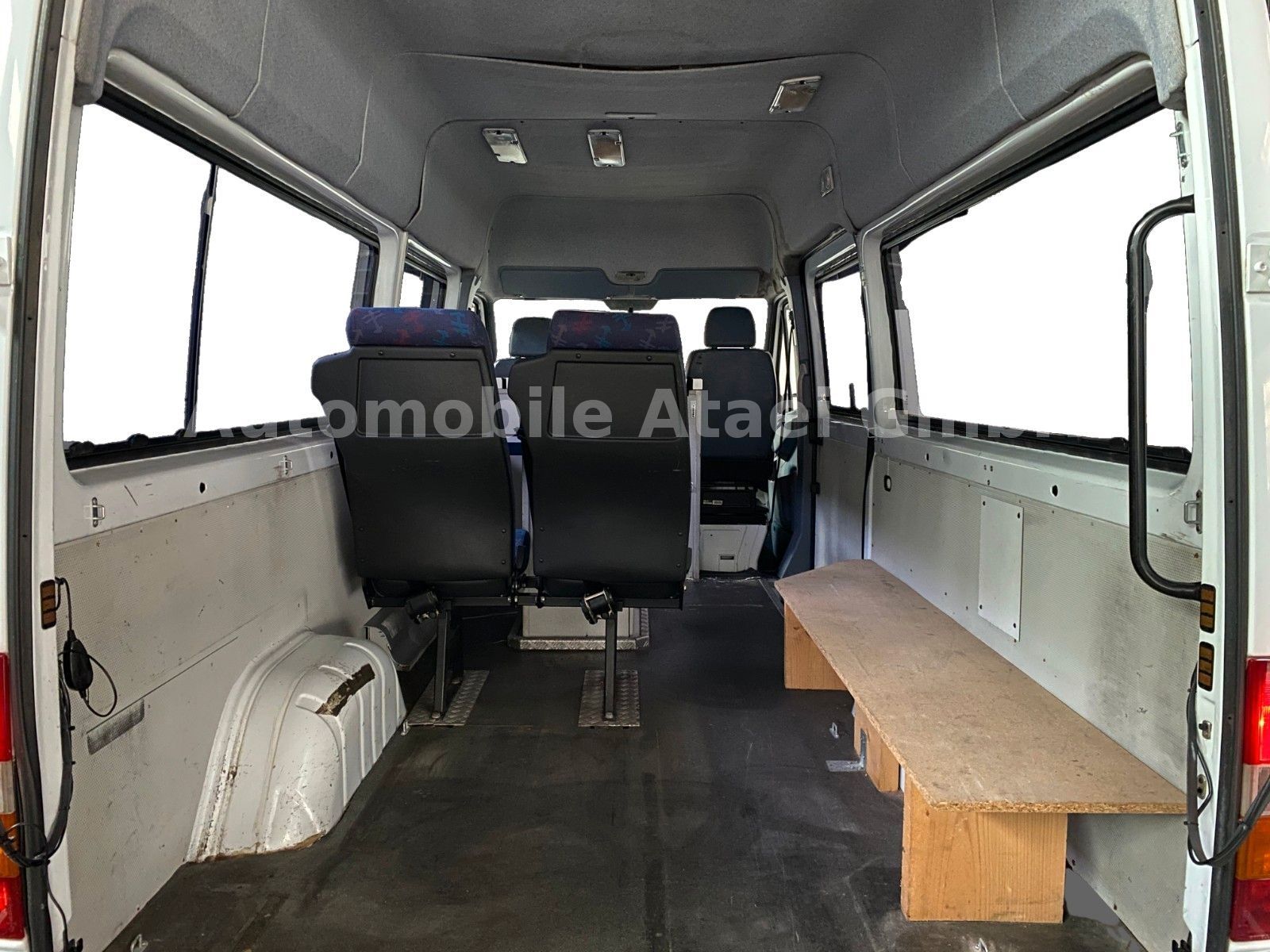 Fahrzeugabbildung Mercedes-Benz Sprinter 312D Automatik *Behörde/Camper* (8285)