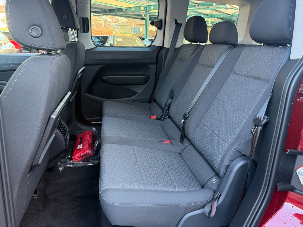Ford Tourneo Connect L1 Titanium NAV*CarPlay*USB*