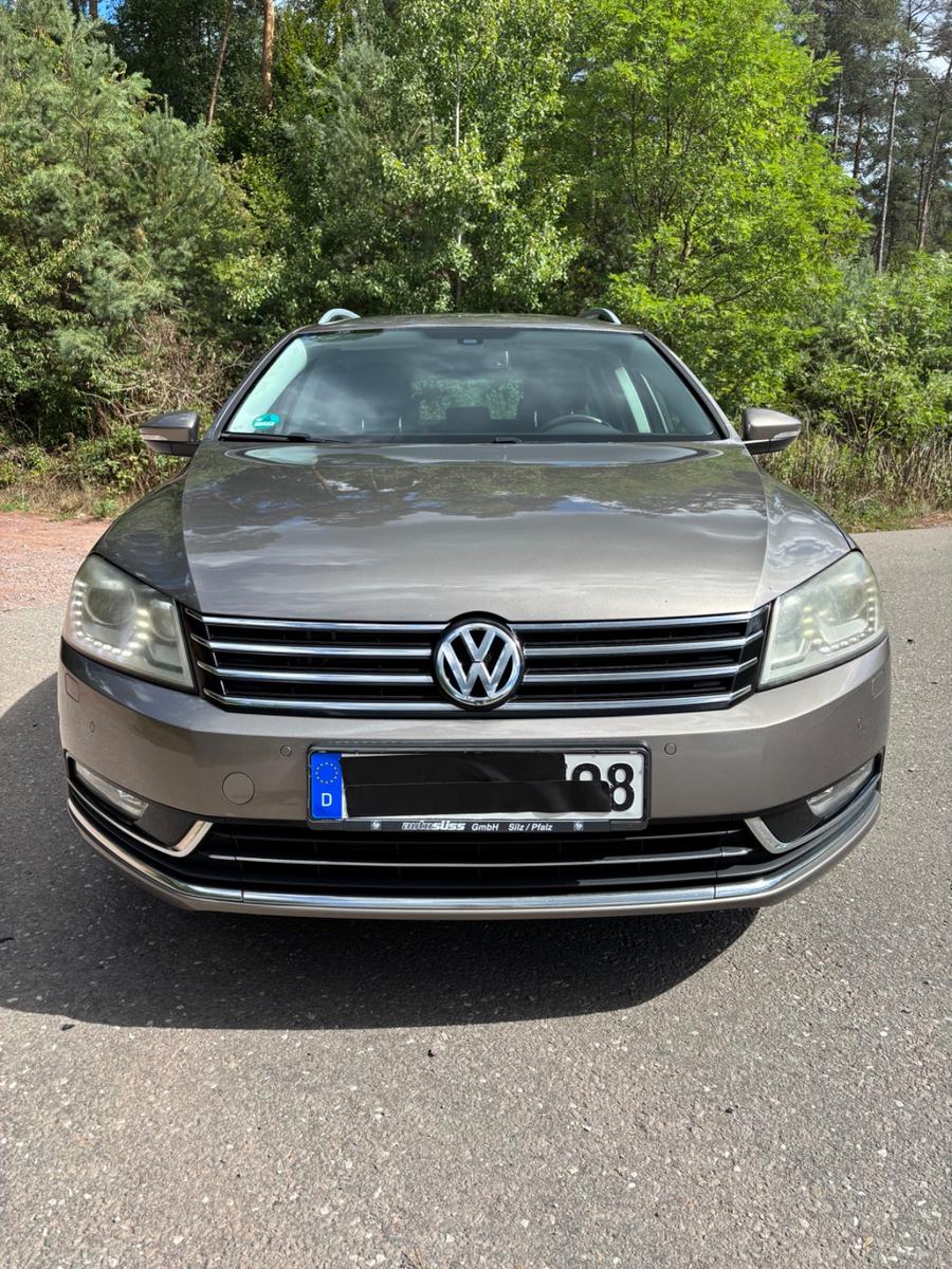 Volkswagen Passat 2012 — engine 1.968 cm³, 140 HP (103kW)