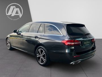 Mercedes E 220 - 3