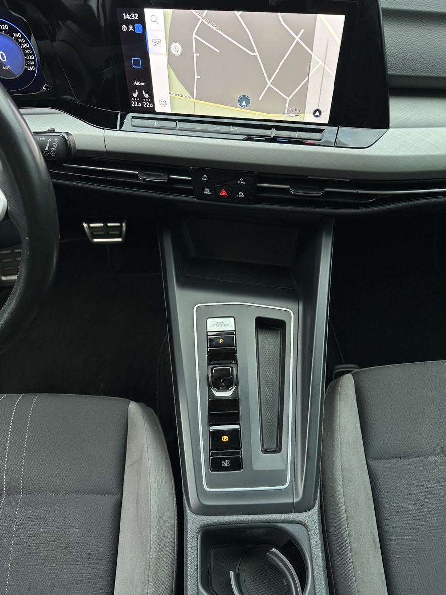 Fahrzeugabbildung Volkswagen Golf Alltrack 2.0 TDI 4Motion DSG NAV+LED+AHK+VC