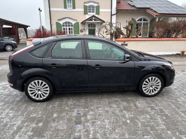 Ford Focus Lim. Titanium 2.Hand Klima Alu WR Sitzheiz