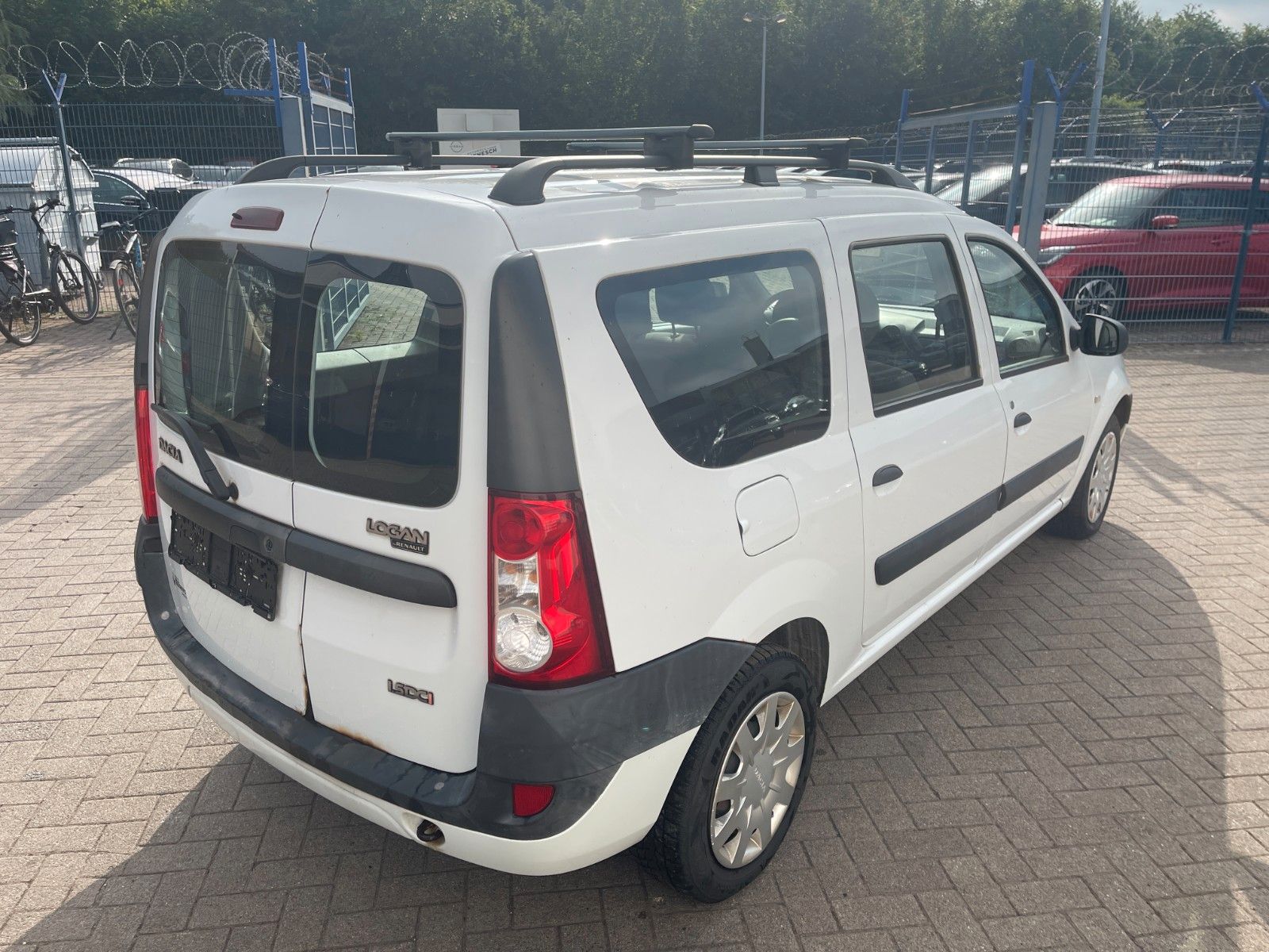 Fahrzeugabbildung Dacia Logan MCV 1.5 dCi Ambiance 63kW