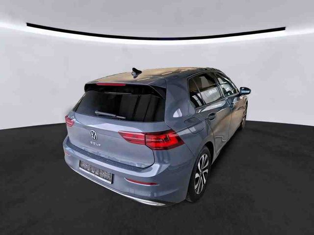 Golf VIII 2.0 TDI DSG ACTIVE AHK+MATRIX+HUD+PANO