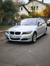 BMW 318d  E91 NAVI - BMW 318: E91 318d