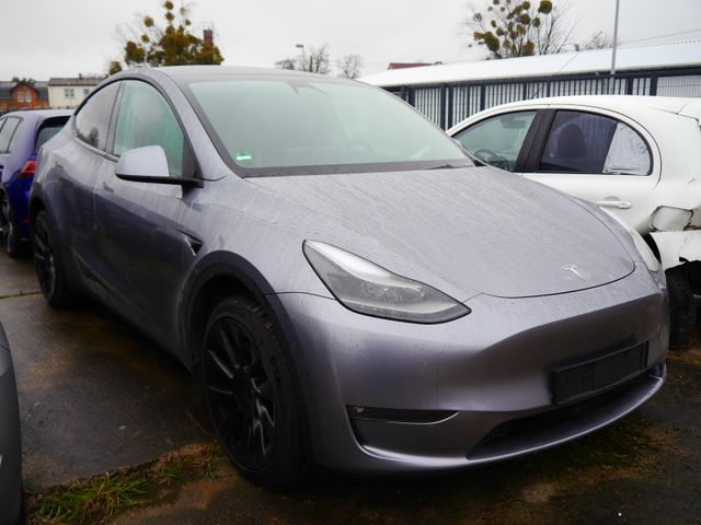 Tesla Model Y Long Range Dual AWD