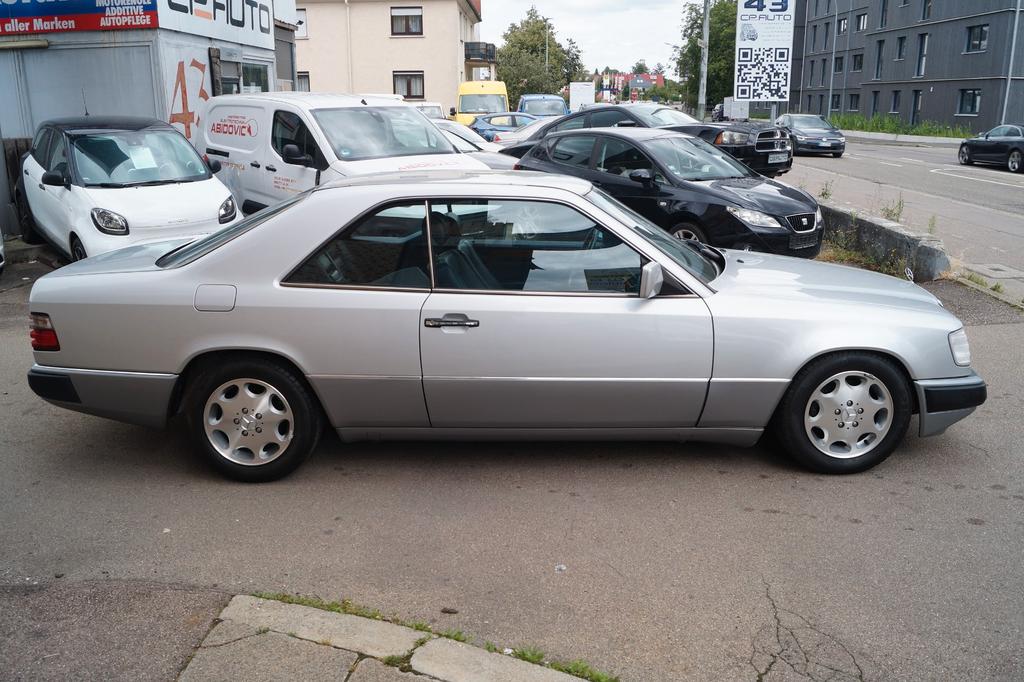 Mercedes-Benz CE 300