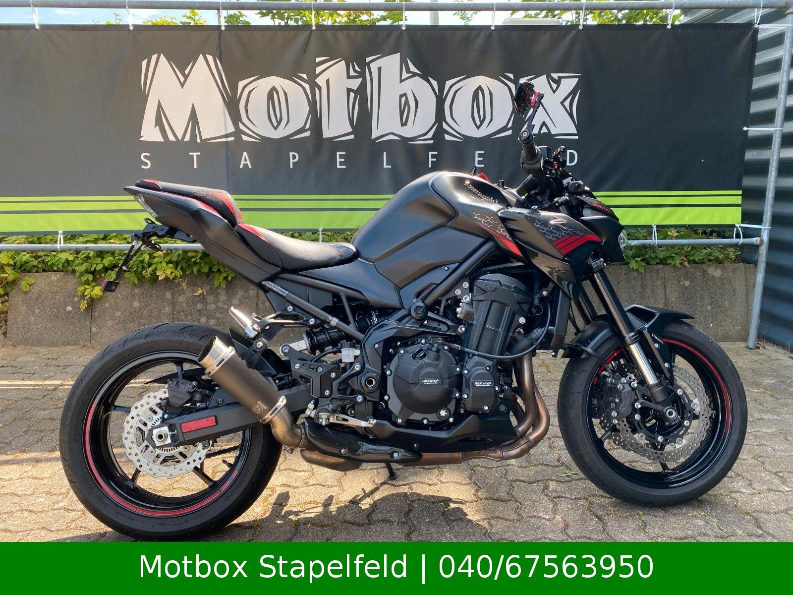 Kawasaki Z 900 Viel Zubehör