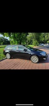 Opel Astra Sports Tourer 1.4 Turbo INNOVAT... - Opel Astra aus 2011: Turbo
