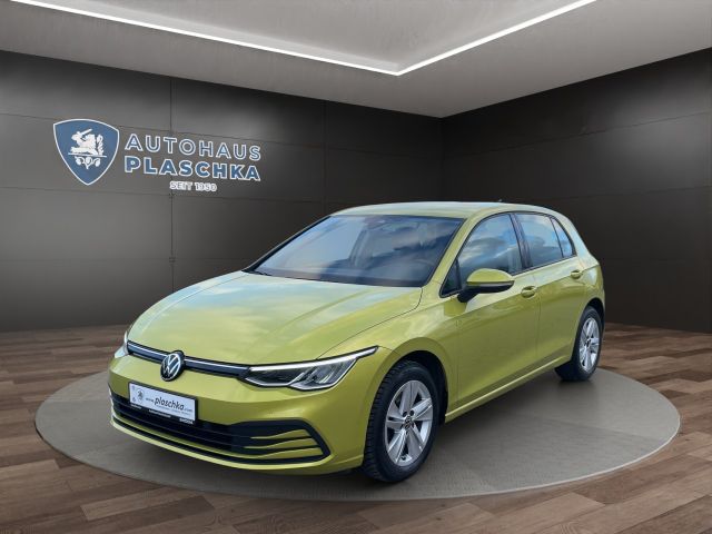 Volkswagen Golf VIII 1.0 TSI Life LED+PDC+APP Klima