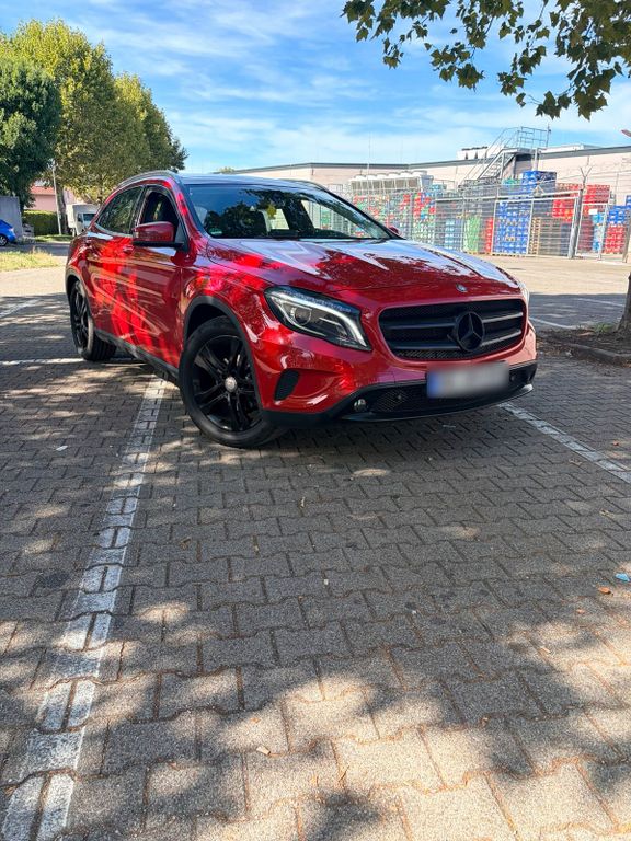 Image of Mercedes-Benz GLA 180