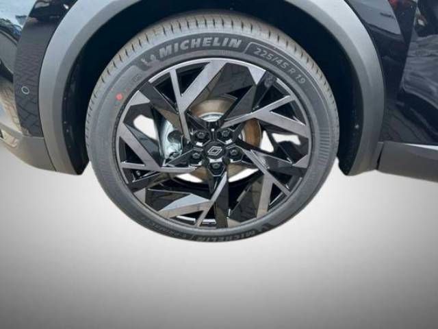 Fahrzeugabbildung Renault CAPTUR Esprit Alpine Mild Hybrid 160 EDC