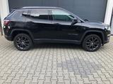 Jeep Compass Limited 4WD Leder Navi BiXenon Keyless - Jeep Compass mit Benzin-Antrieb: Allradantrieb, Geländewagen, Automatik