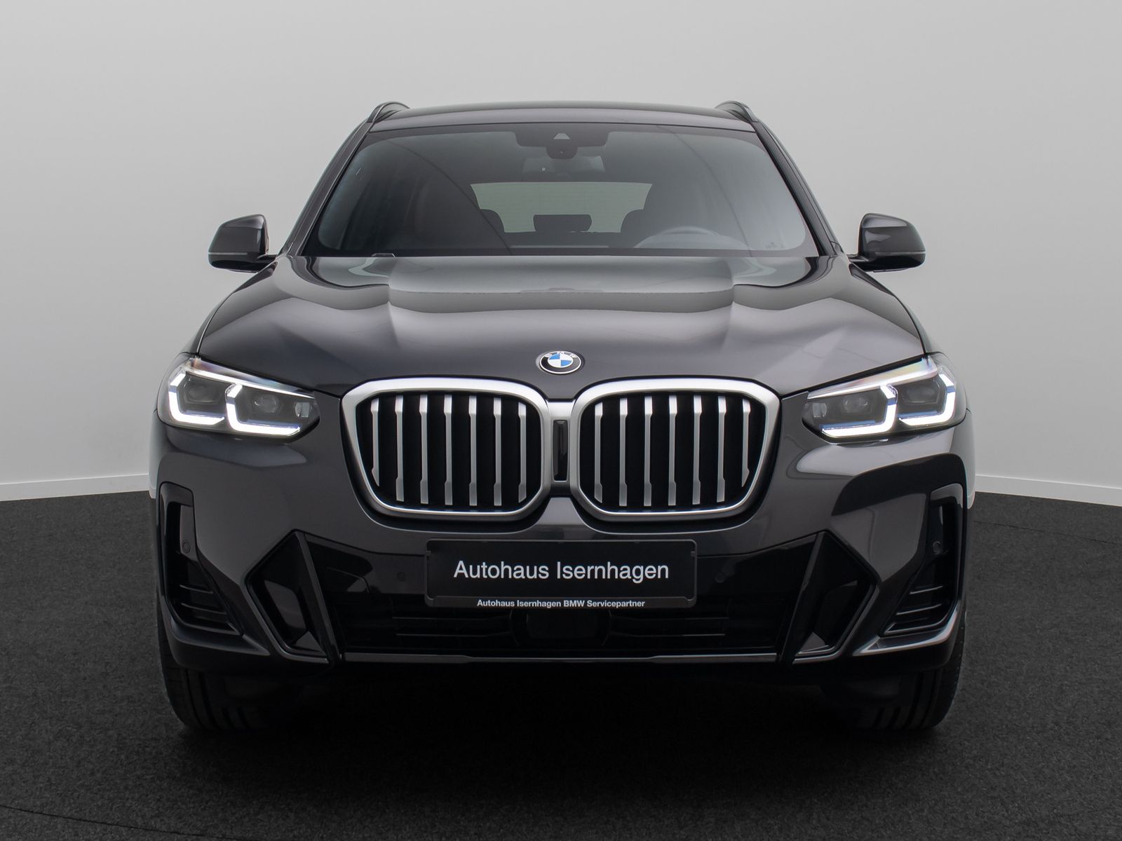 Fahrzeugabbildung BMW X3 xD30i MSport Kamera Laser HUD DAB HiFi 20Zoll