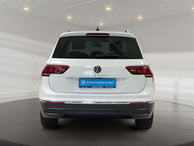 Tiguan Active 1,5 l 96 kW LED, Navi, ACC, FS beh