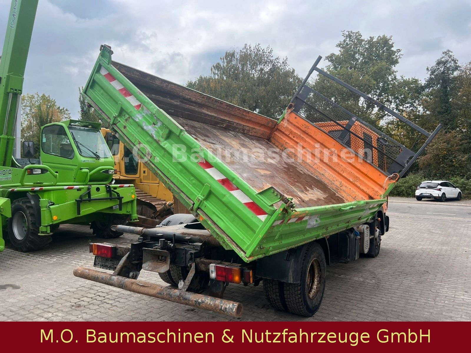 Fahrzeugabbildung Iveco Eurocargo 80E18 Doka 3.Seitenkipper