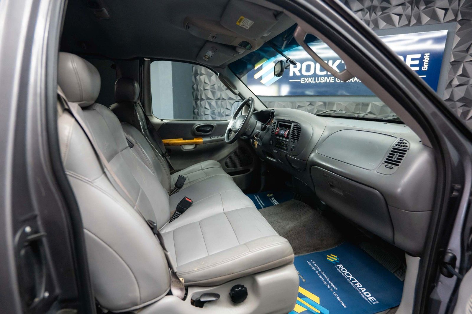 Fahrzeugabbildung Ford F150 5.4L V8 4x4 Triton SuperCab *LKW*AHK 3000kg