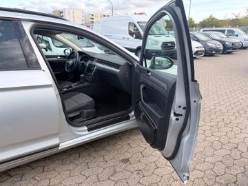 Volkswagen Passat Variant - 8