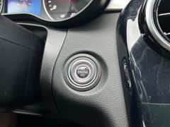 Fahrzeugabbildung Mercedes-Benz C 220d T 4Matic Autom. Night LED Comand Kamera