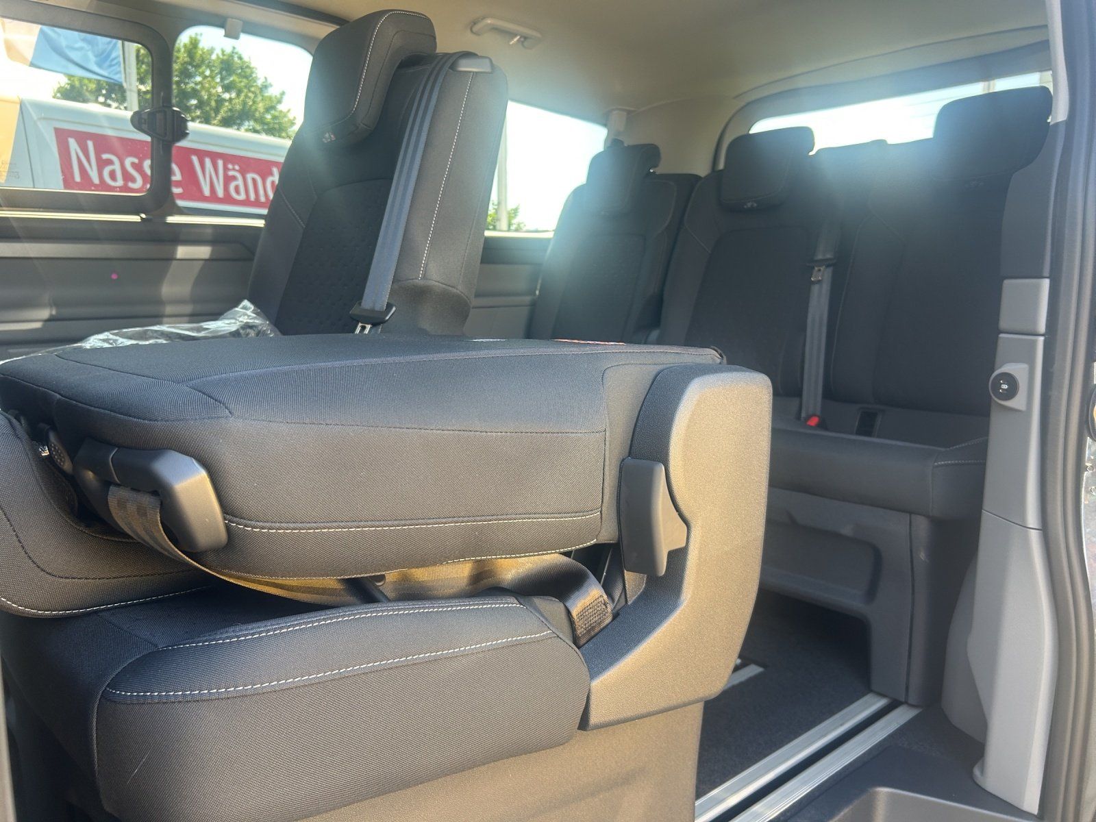 Fahrzeugabbildung Ford Tourneo Custom Autom. L2 AHK 3 Zo. Klima. Tech.5