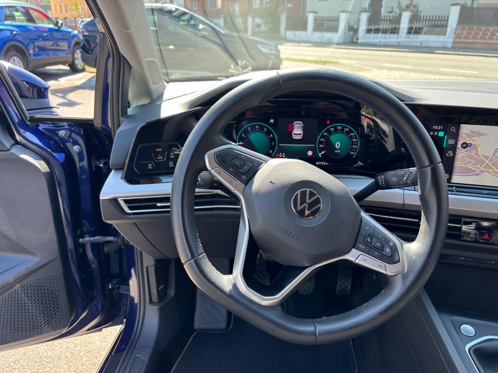 Volkswagen Golf VIII Lim. Life,Navi Pro,Winter-Paket,LED, миниатюра 12