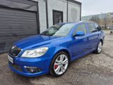Skoda Octavia Combi RS Sitzheizung Tempomat Navi - Skoda Octavia aus 2011: RS Combi